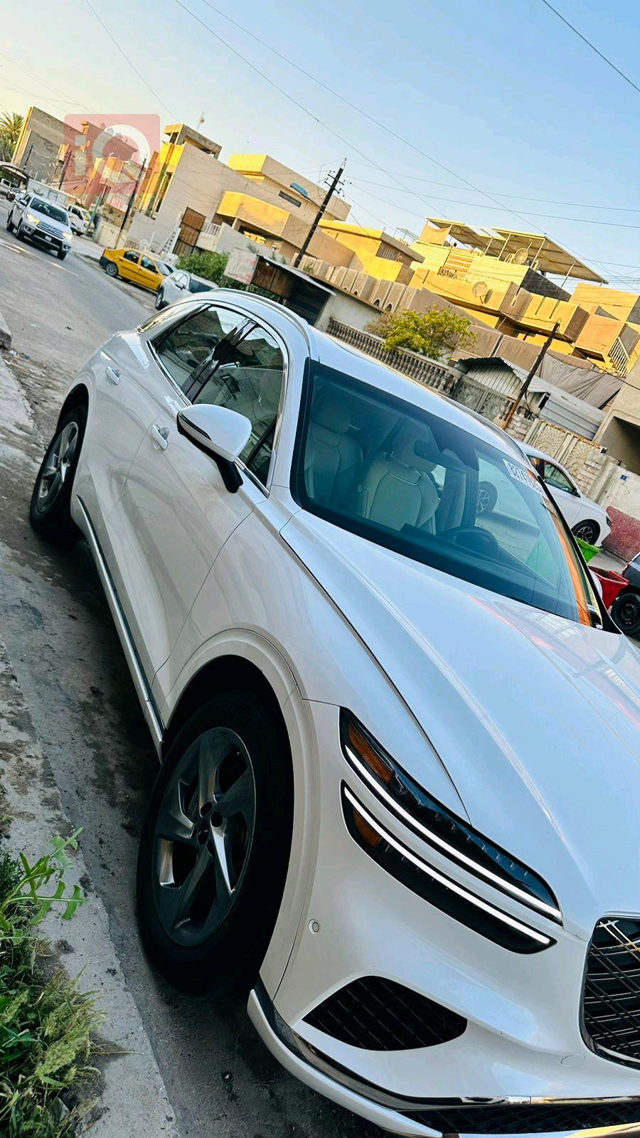 جنسس GV70